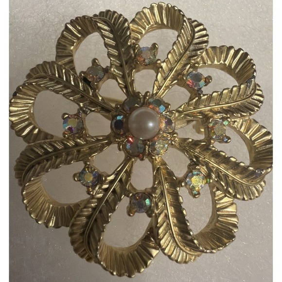 Aurora Jewelry - Vintage Gold Tone Aurora Borealis Faux Pearl Leaf Feather Swirl Brooch Colorful